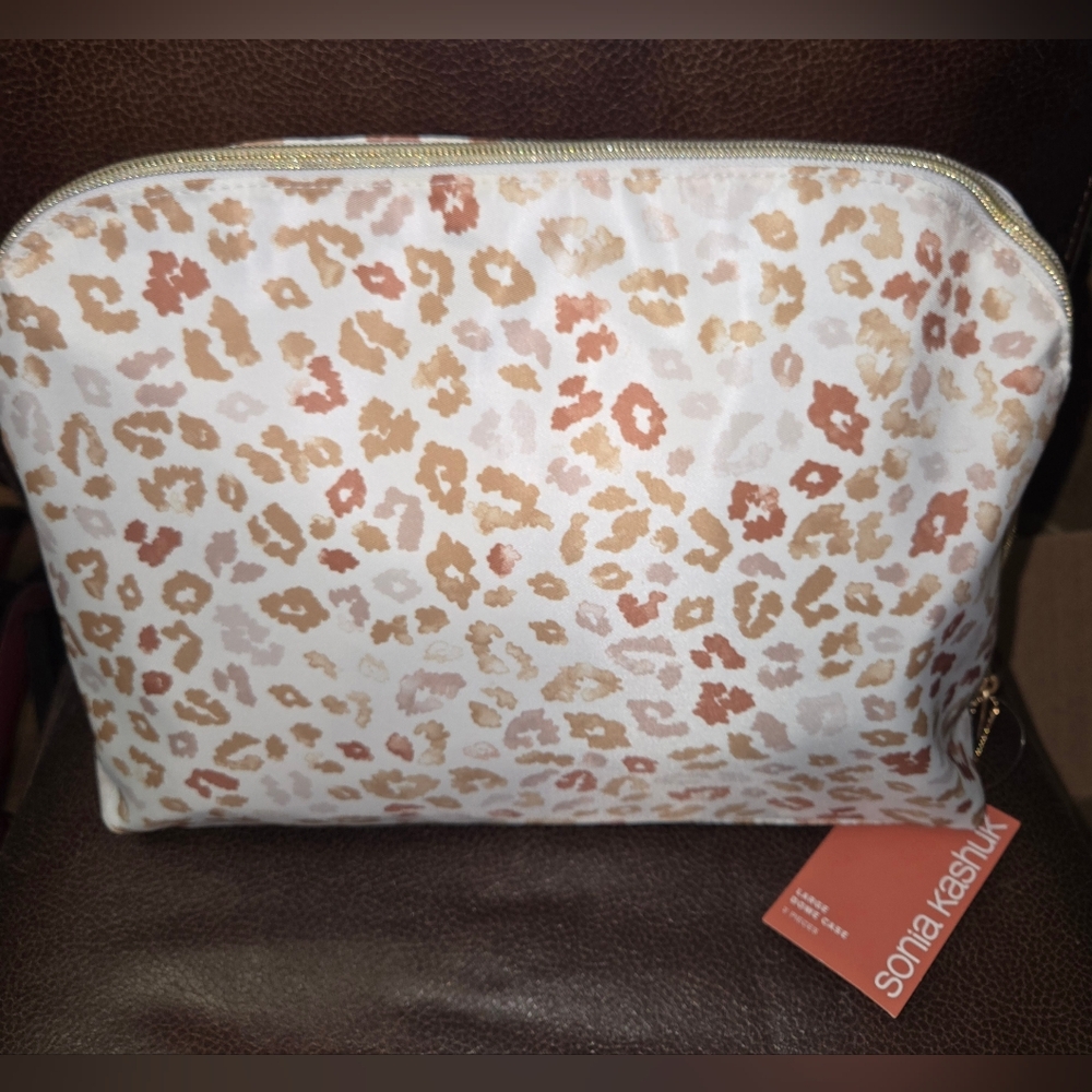 Sonia Kashuk Large Animal Print Cosmetic Bag With Bonus Bag - Picture 1 of 3